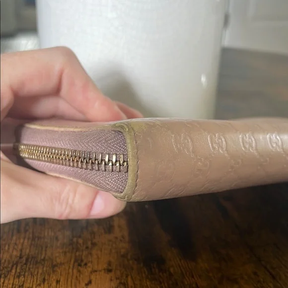 Gucci MicroGuccissima GG Dusty Pink Leather Bow Wallet Zipper Closure - Picture 5 of 11